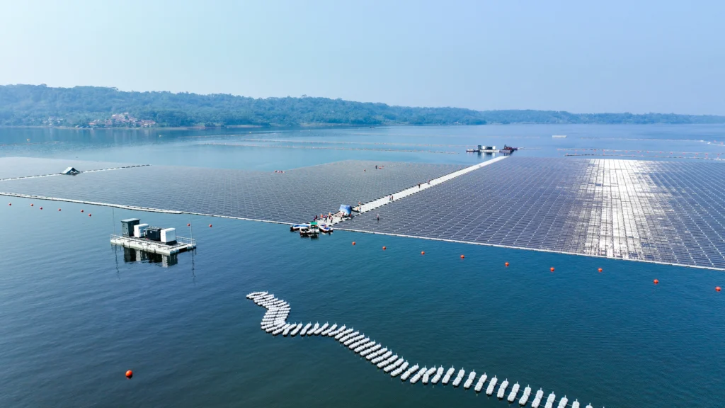 PLTS Terapung Cirata (145 MWac / 192 MWp)